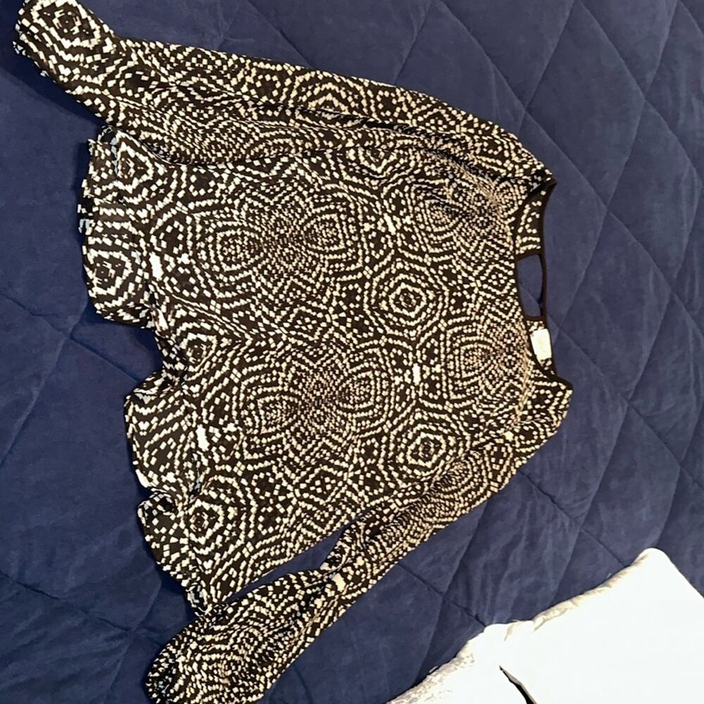 Eyelash couture long sleeve blouse with small opening in back